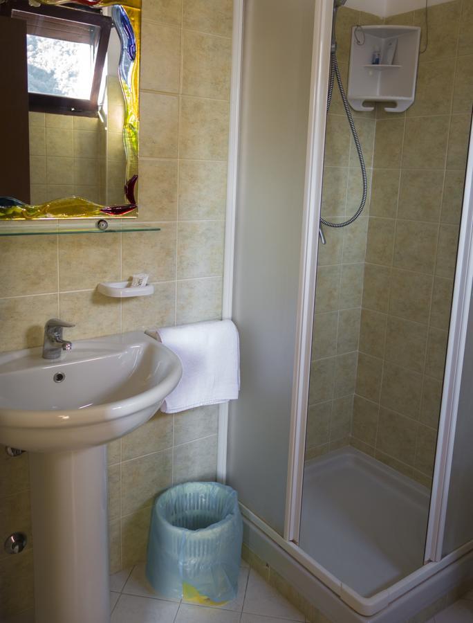Albergo La Romanella Spinone Al Lago Ngoại thất bức ảnh